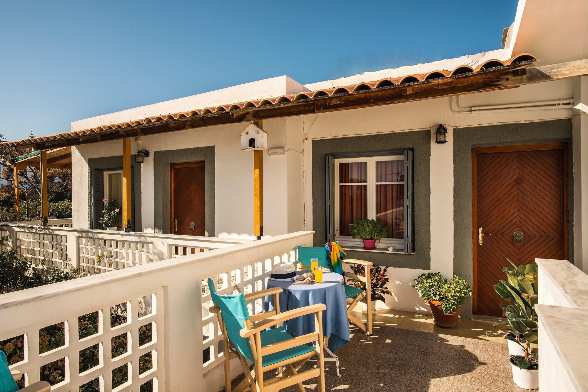 Semiramis Guesthouse Adámas Eksteriør bilde