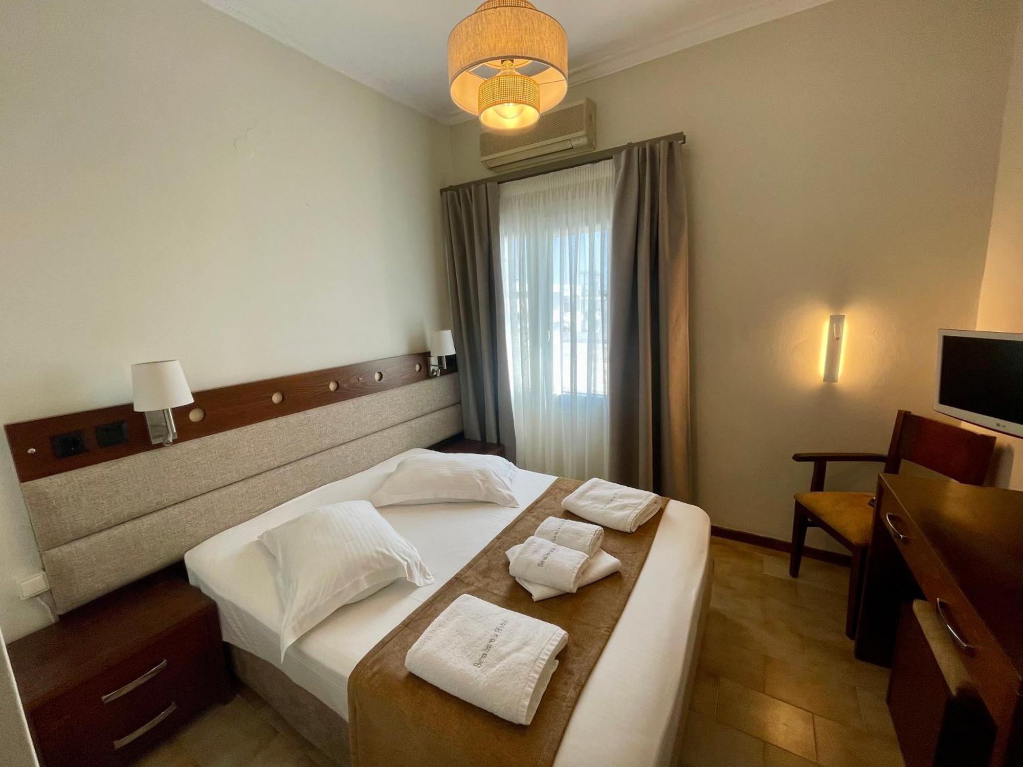 Semiramis Guesthouse Adámas Eksteriør bilde