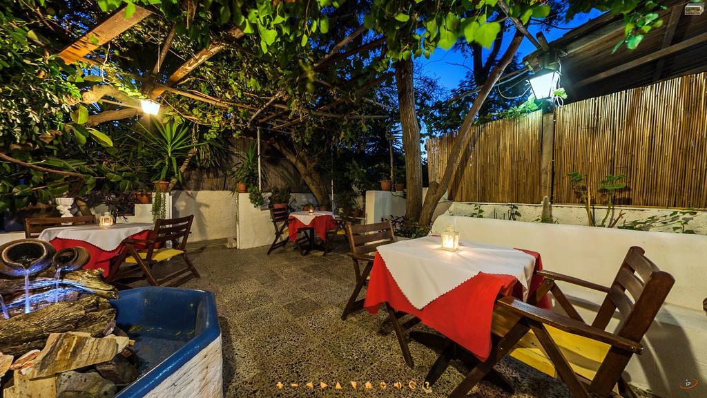 Semiramis Guesthouse Adámas Eksteriør bilde
